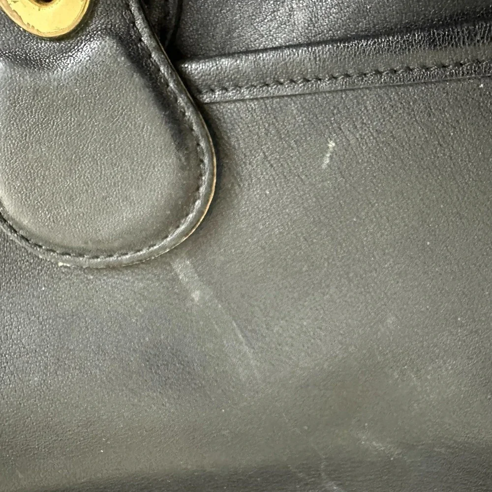 Vintage Coach Willis Shoulder Bag Womens Black Leather Turn-Lock Crossbody Strap